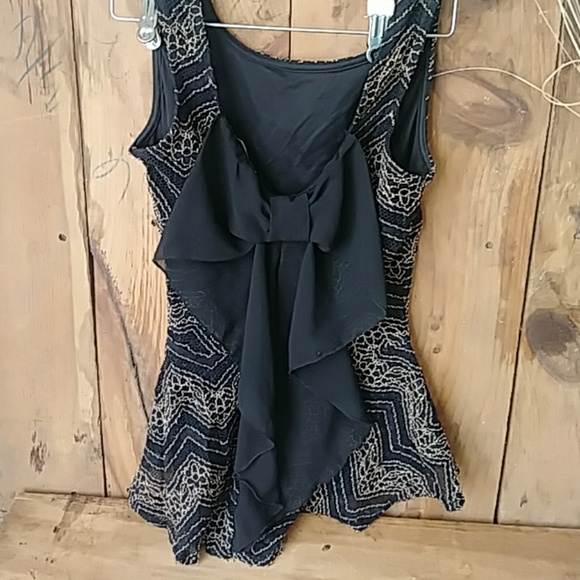 Peplum style top - Picture 2 of 3